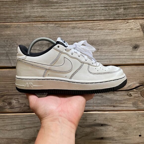 Women Size Youth Nike Air Force '07 Low Contrast